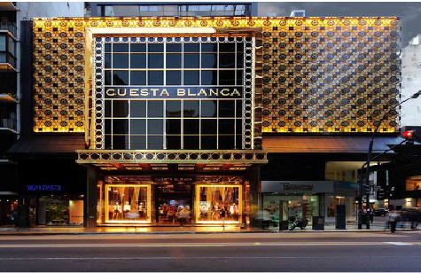 宁陵门头设计与商业空间的纽带。