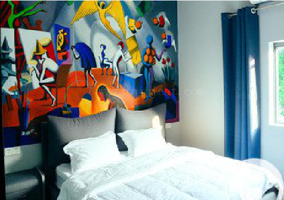 宁陵对于酒店的墙体彩绘而言更注重哪些方面？