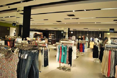 宁陵商场里的店面怎么装修？